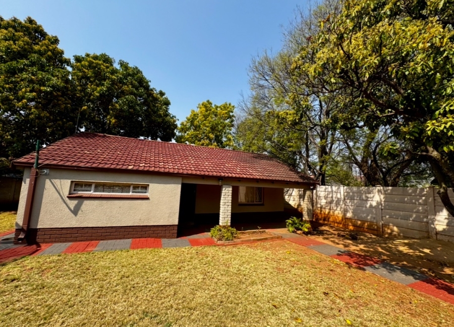 4 Bedroom Property for Sale in Wilkoppies North West